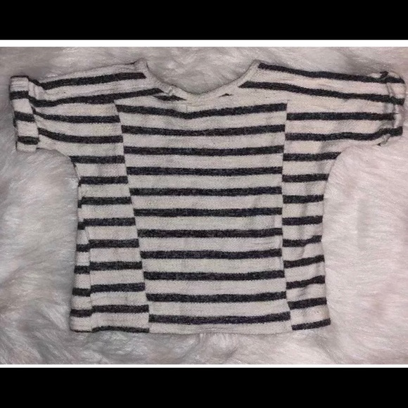 HOST PICK‼️7 For All Mankind Crew Neck Stripe Top - Picture 2 of 5